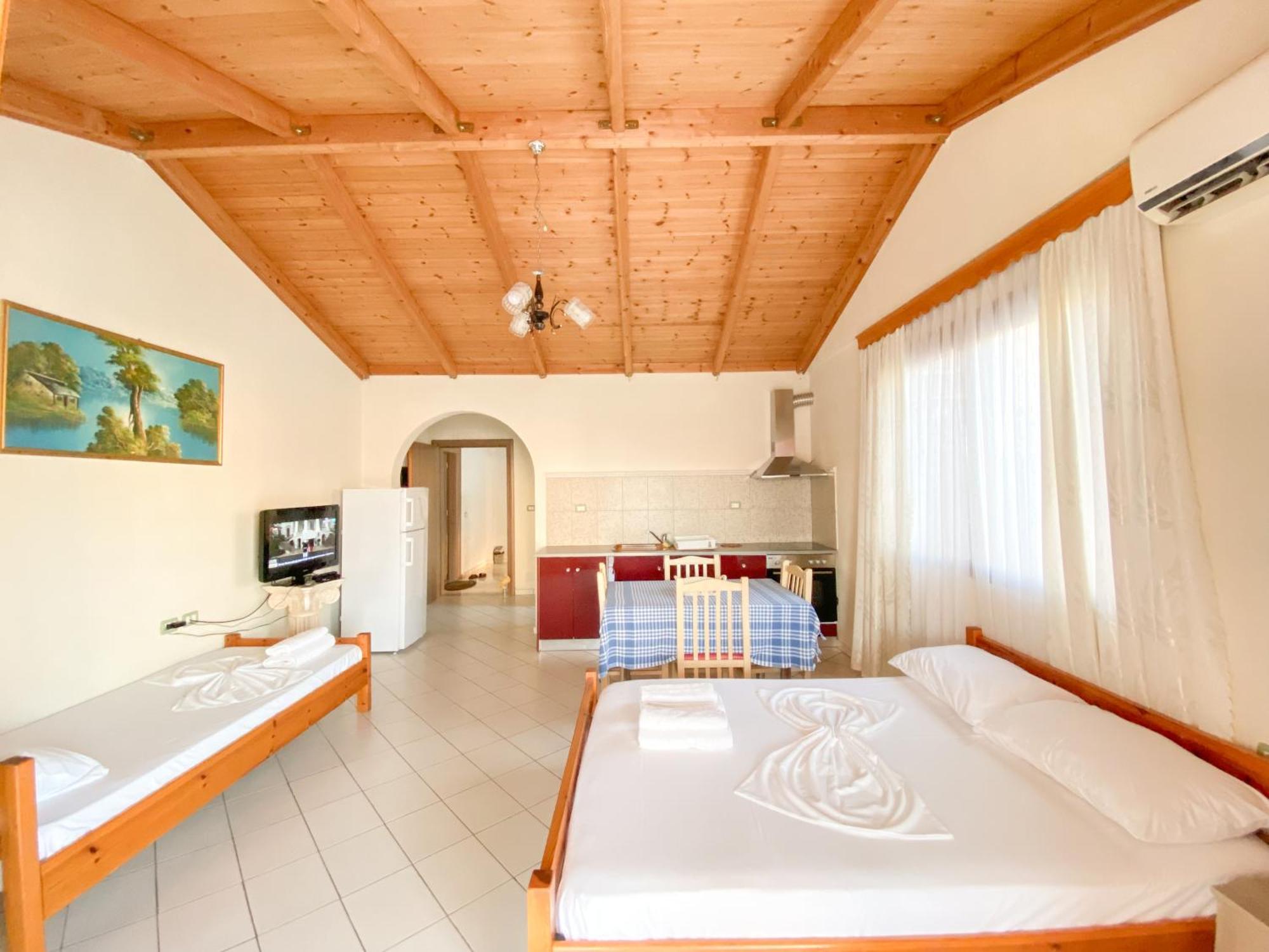 Summerland Saranda ภายนอก รูปภาพ